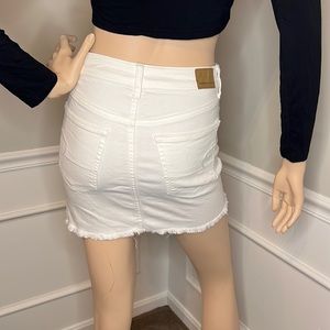 American Eagle white stretch denim mini skirt